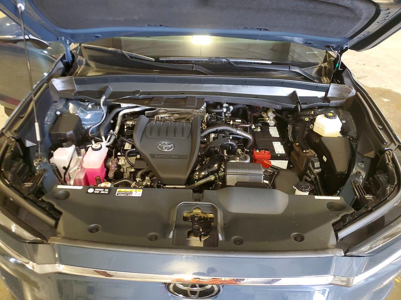 Toyota Grand High Limited