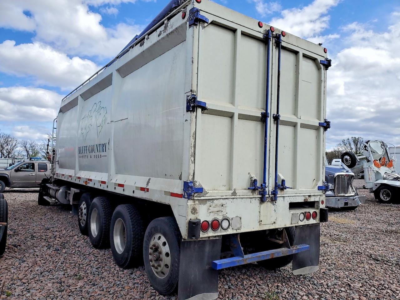 Freightliner Columbia 112