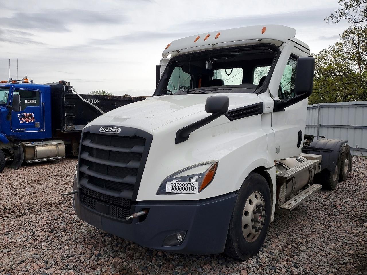 Freightliner Cascadia 126
