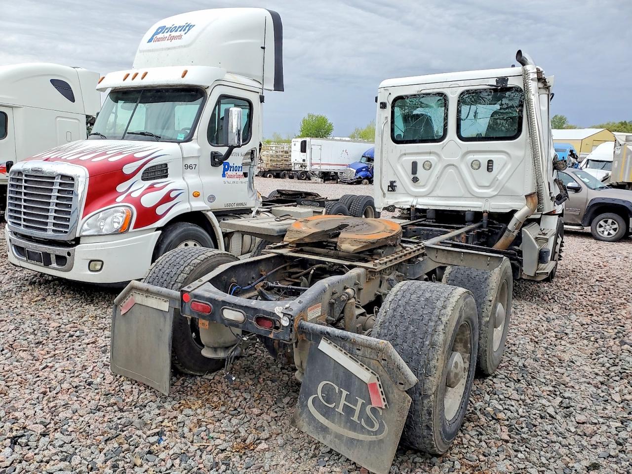 Freightliner Cascadia 126
