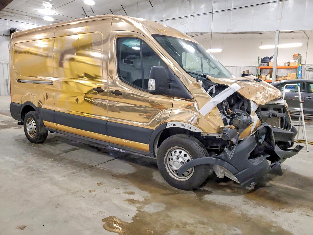 Ford Transit T-250