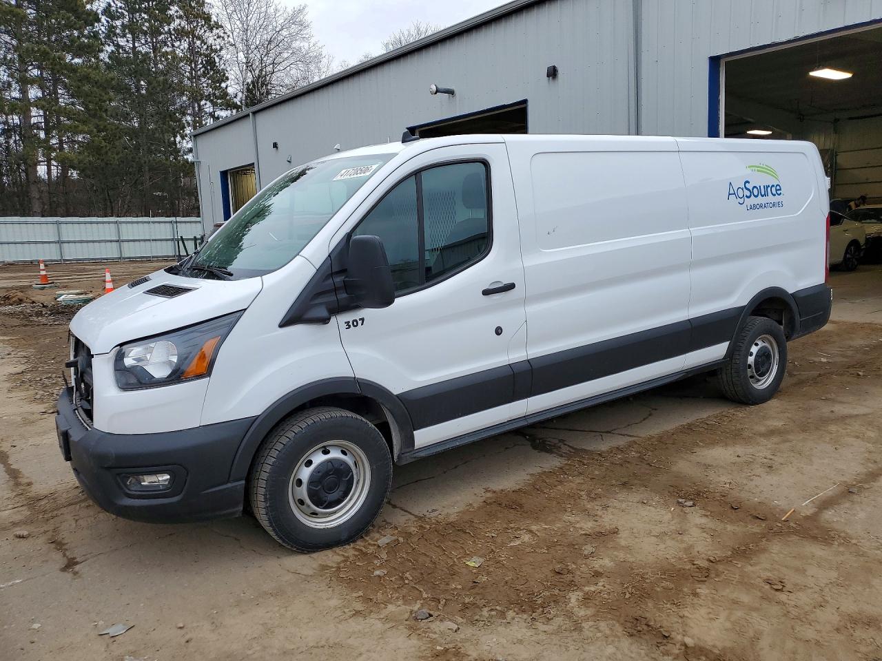 Salvage Ford Transit Image