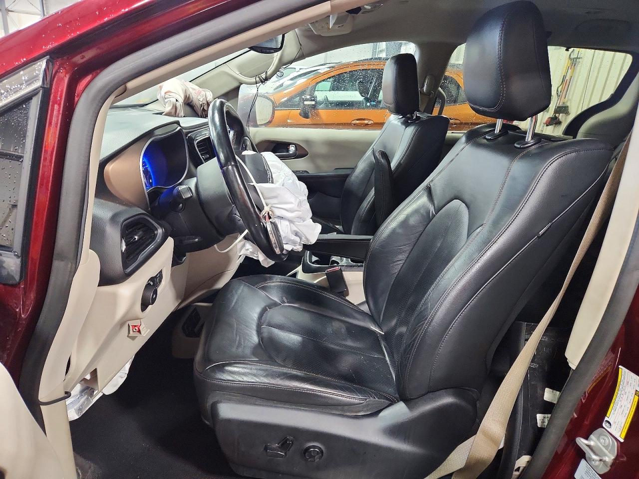 Chrysler Pacifica Touring L Plus