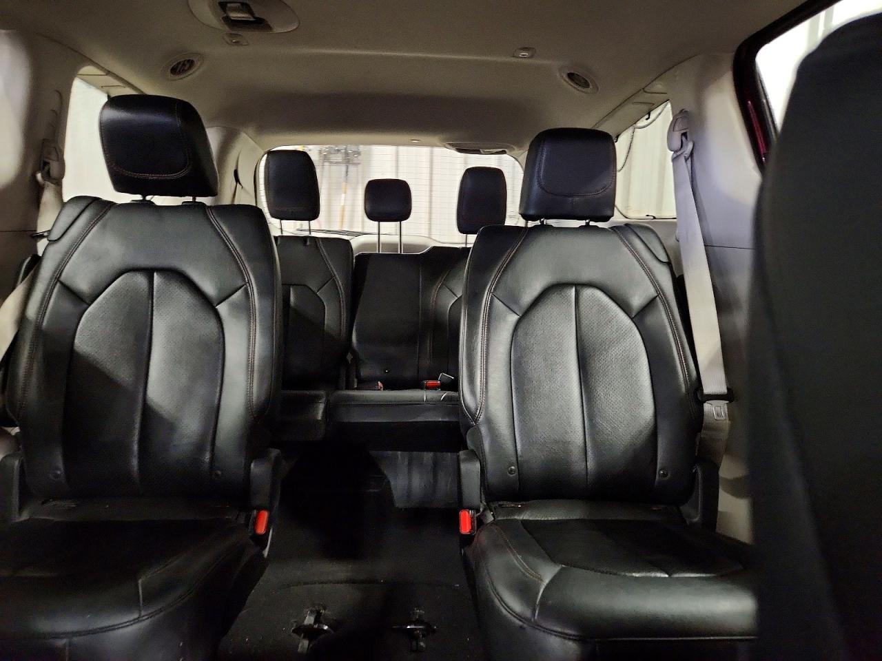 Chrysler Pacifica Touring L Plus