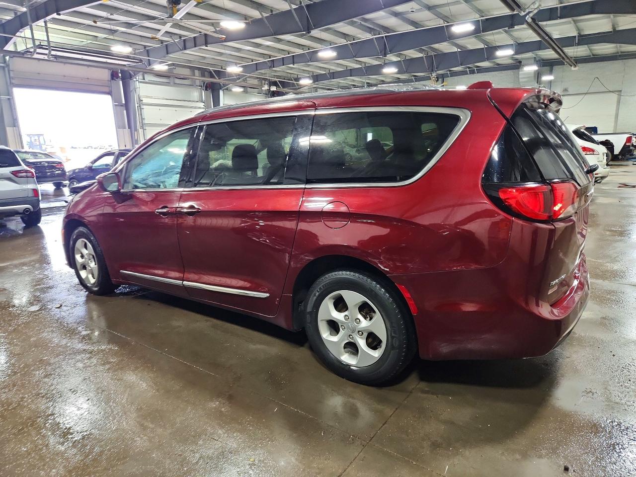 Chrysler Pacifica Touring L Plus