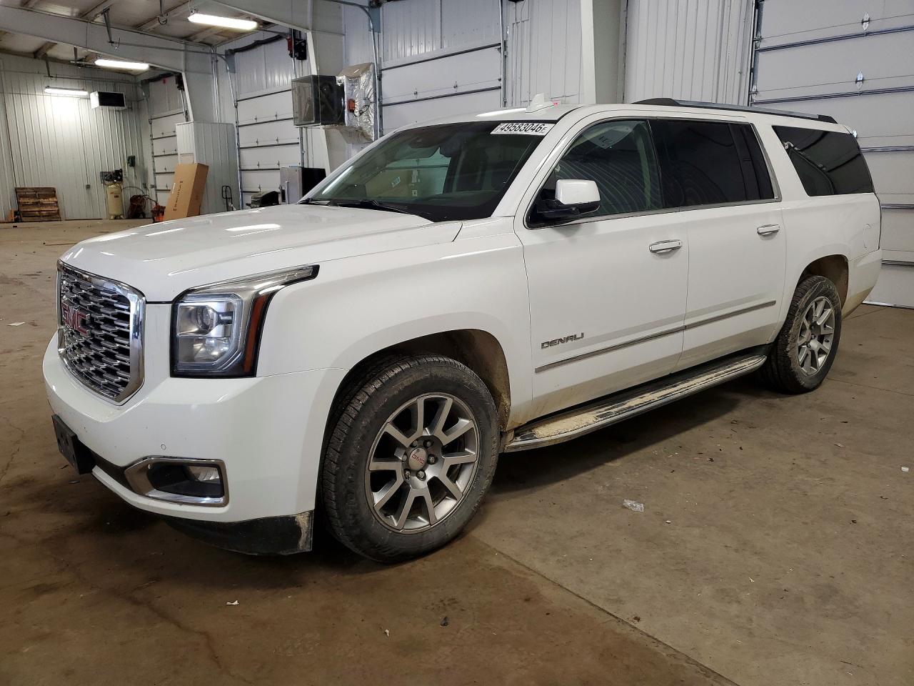 Salvage GMC Yukon Image