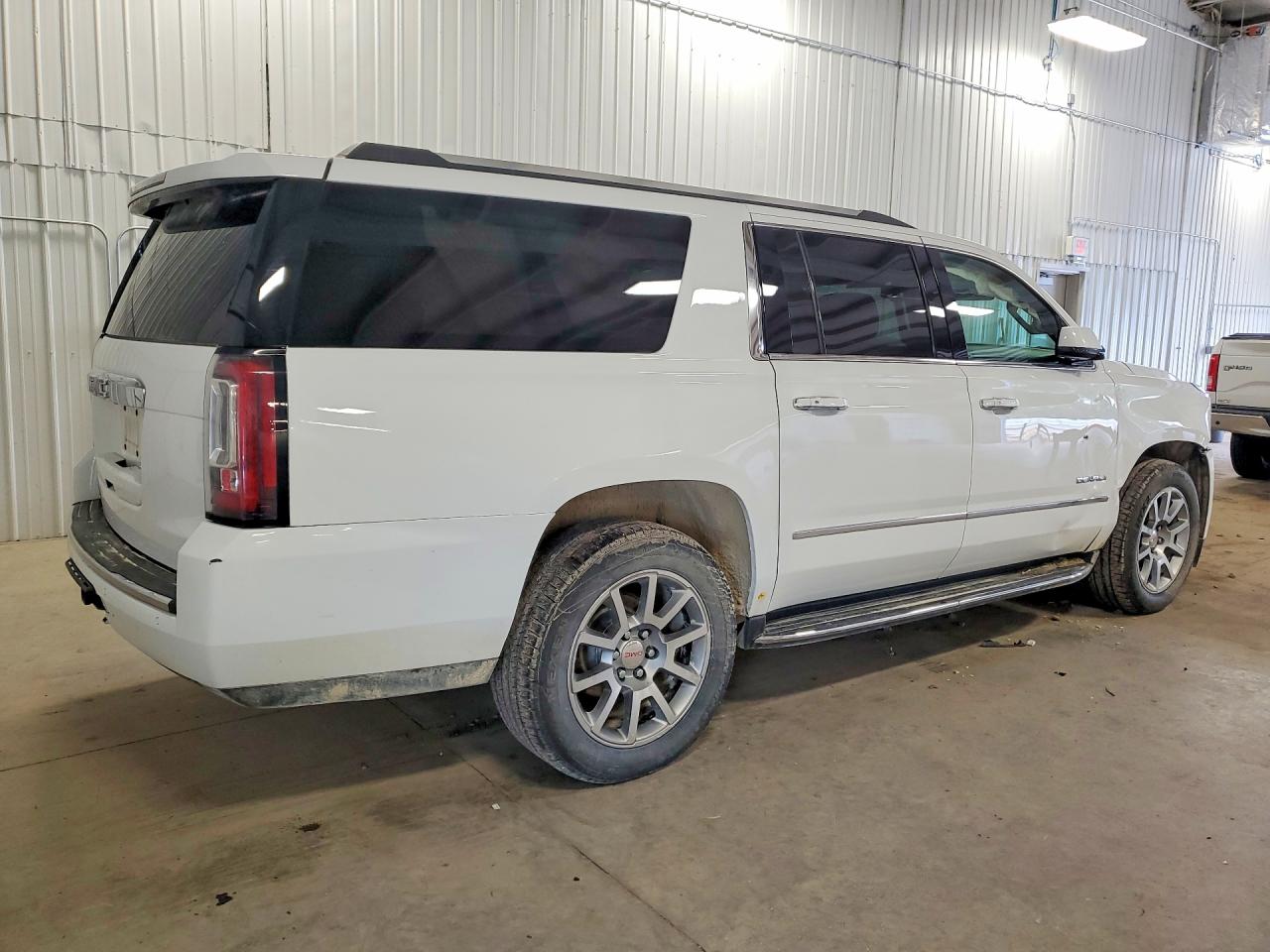 GMC Yukon Denali
