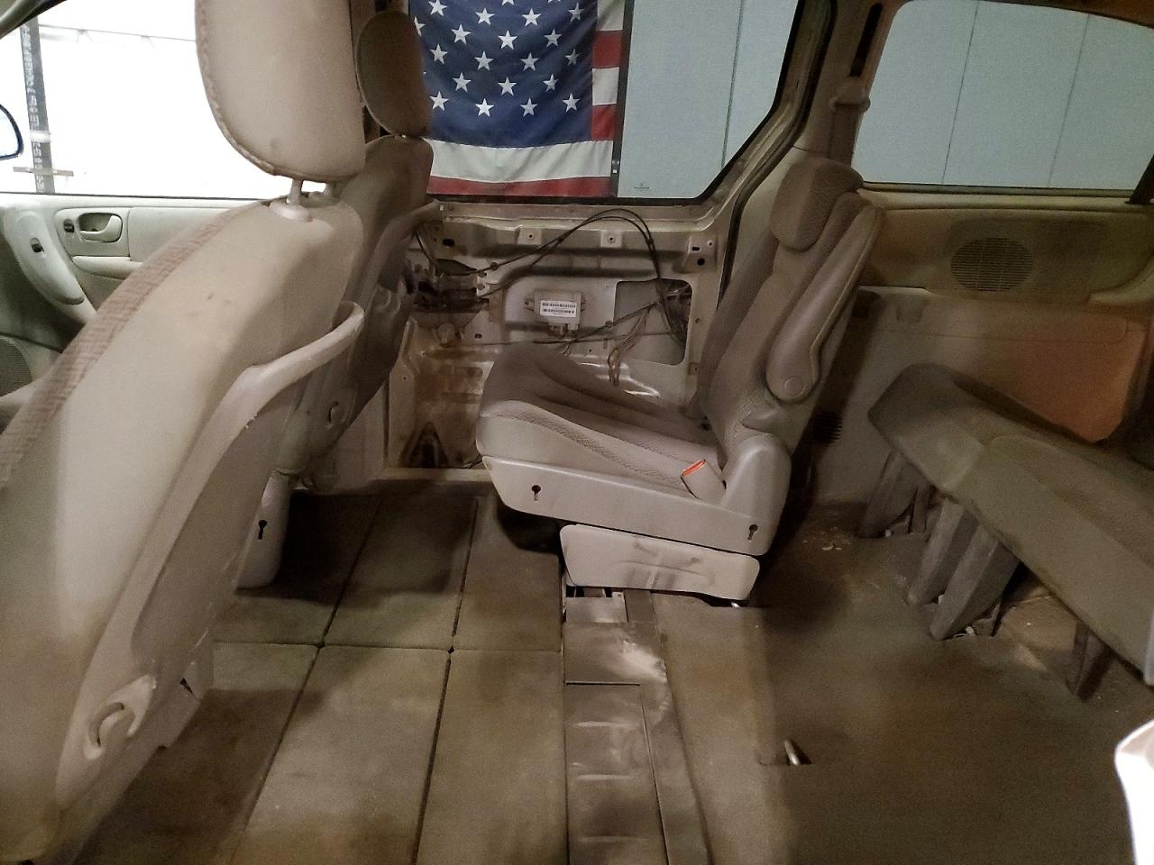 Dodge Caravan Sxt