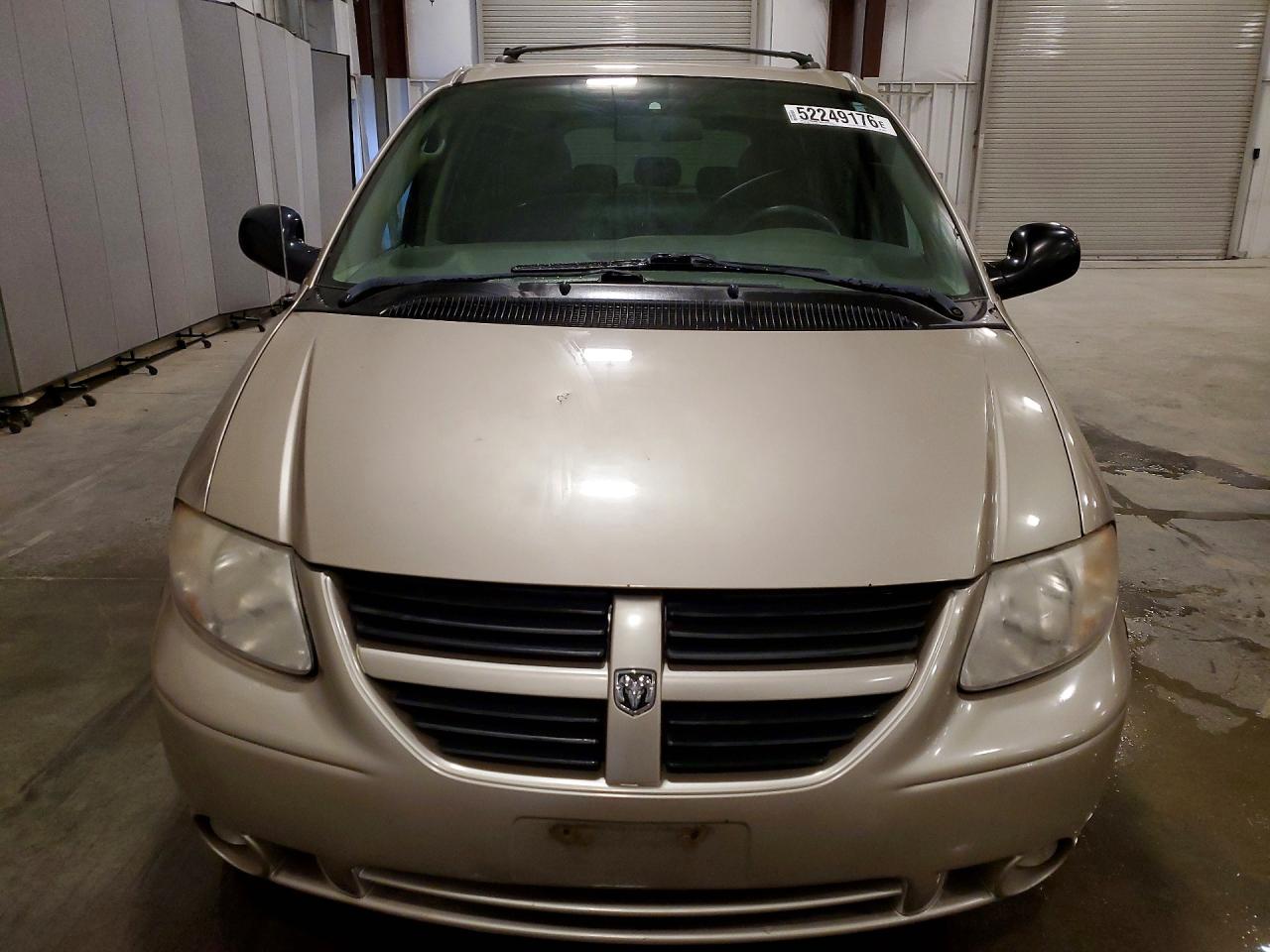 Dodge Caravan Sxt