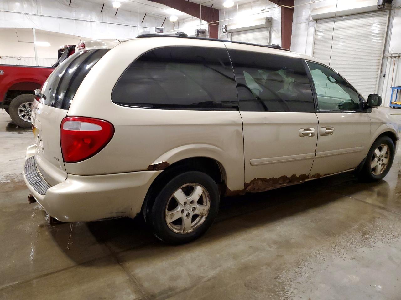 Dodge Caravan Sxt