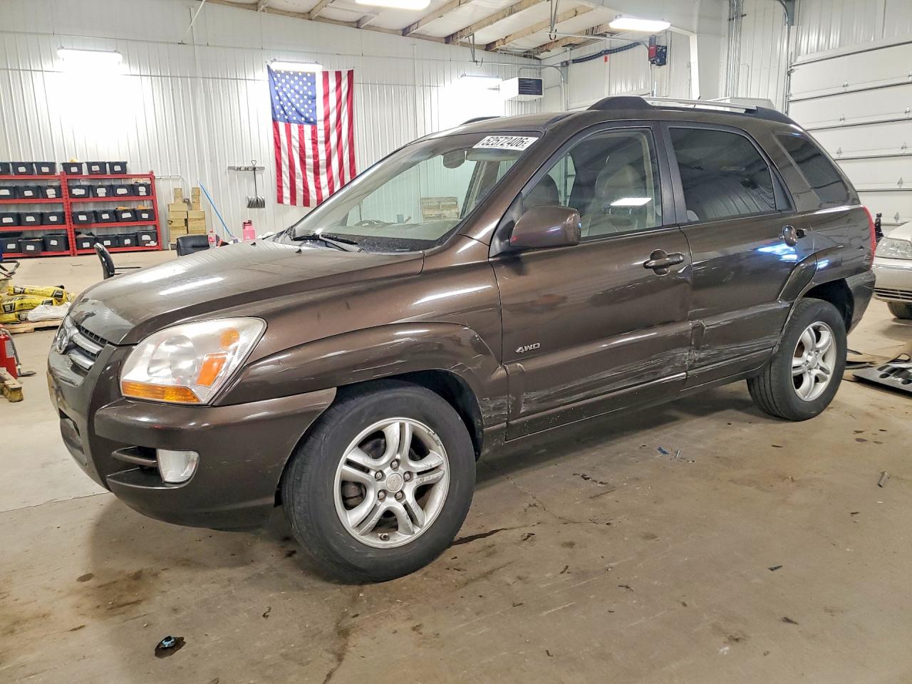 Salvage Kia Sportage Image
