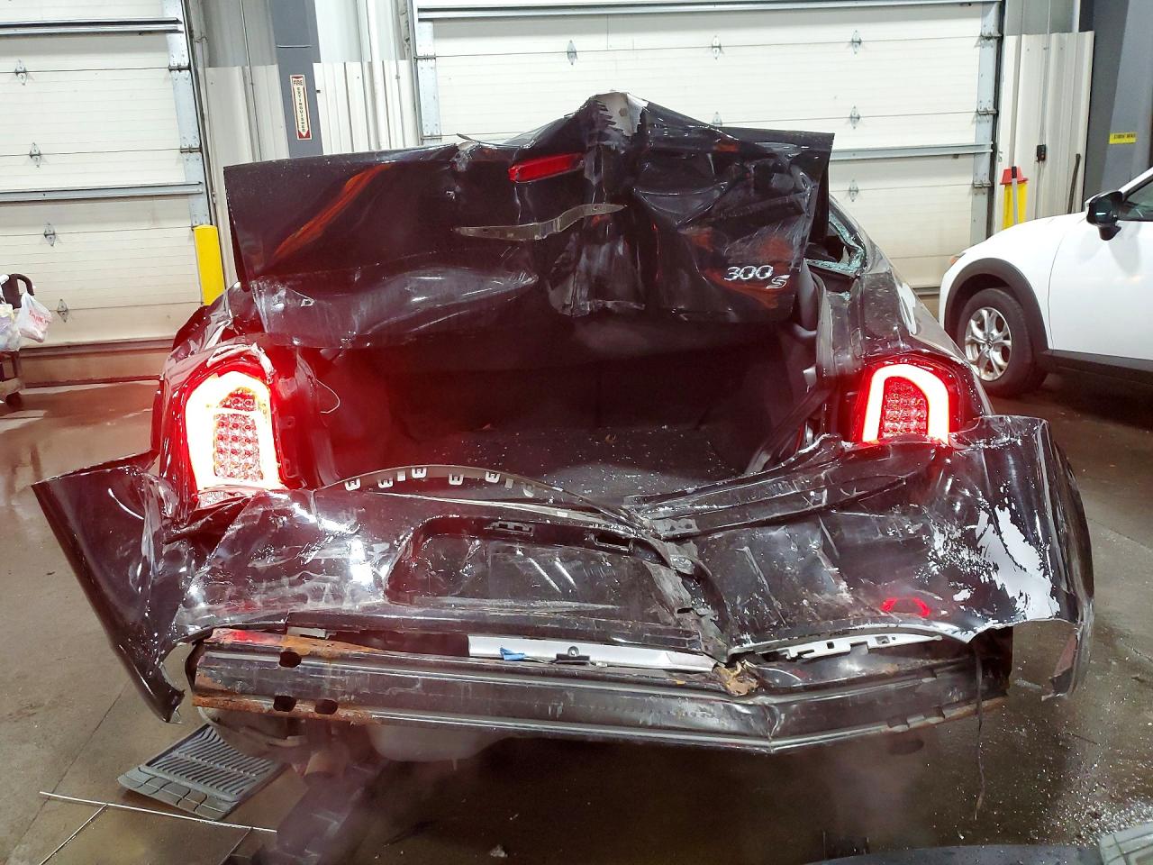 Chrysler 300 S