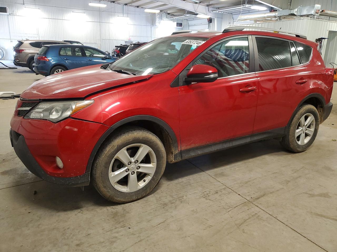 Salvage Toyota RAV4 Image