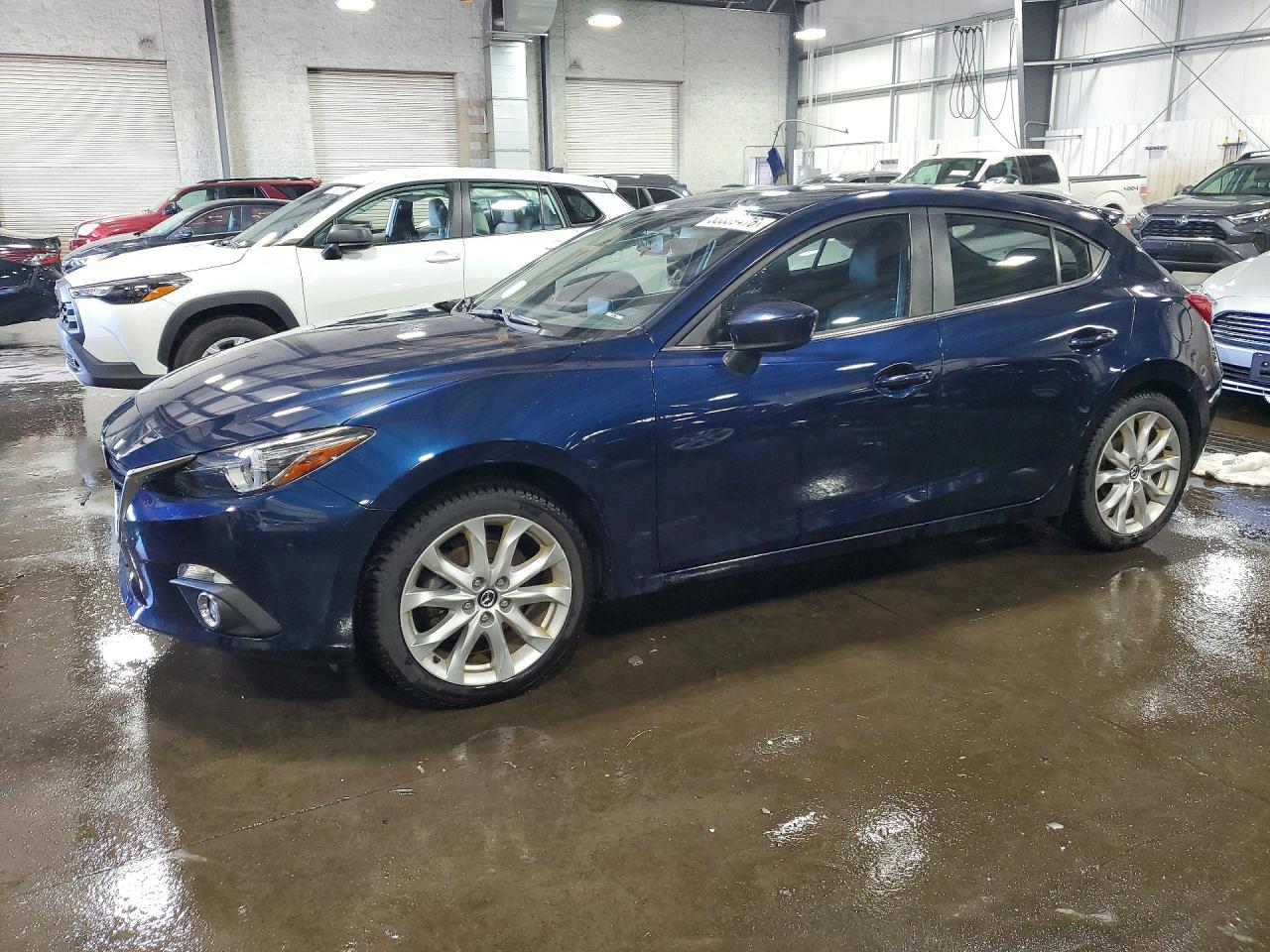 Salvage Mazda 3 Image