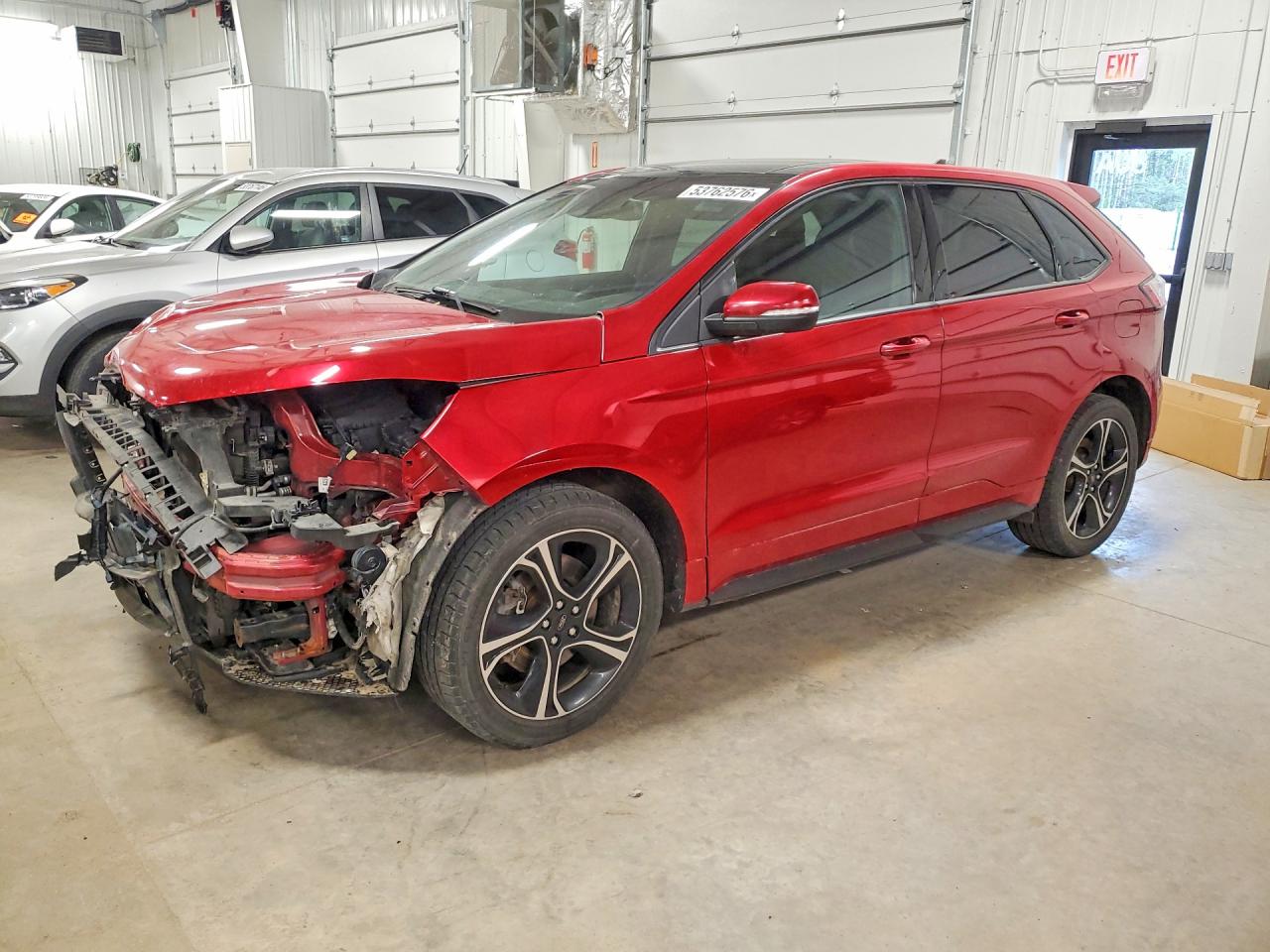 Salvage Ford Edge Image