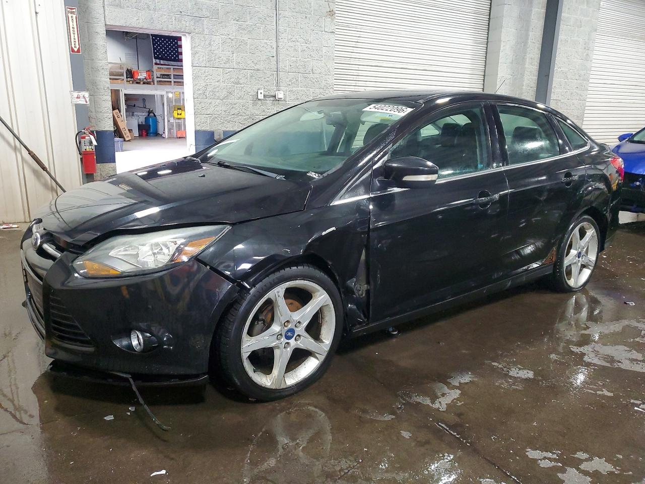 Salvage Ford Focus Image