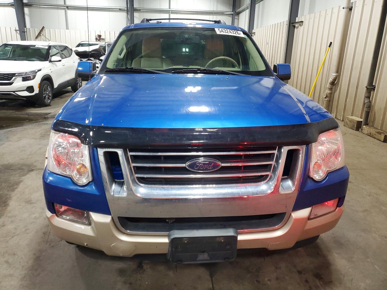 Ford Explorer Eddie Bauer