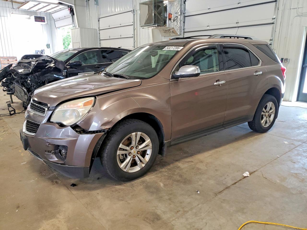 Salvage Chevrolet Equinox Image