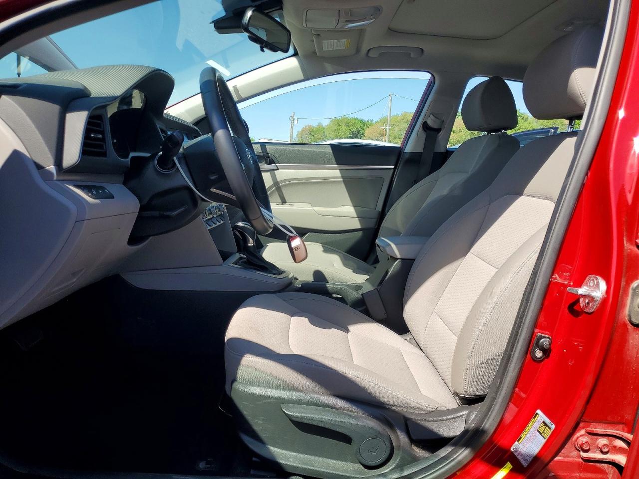 Hyundai ELANTRA Value Edition