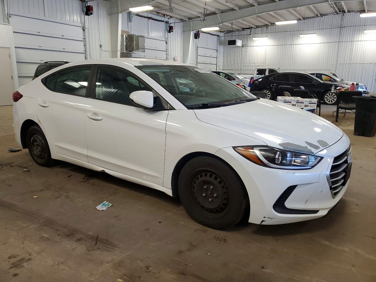 Hyundai ELANTRA Sel