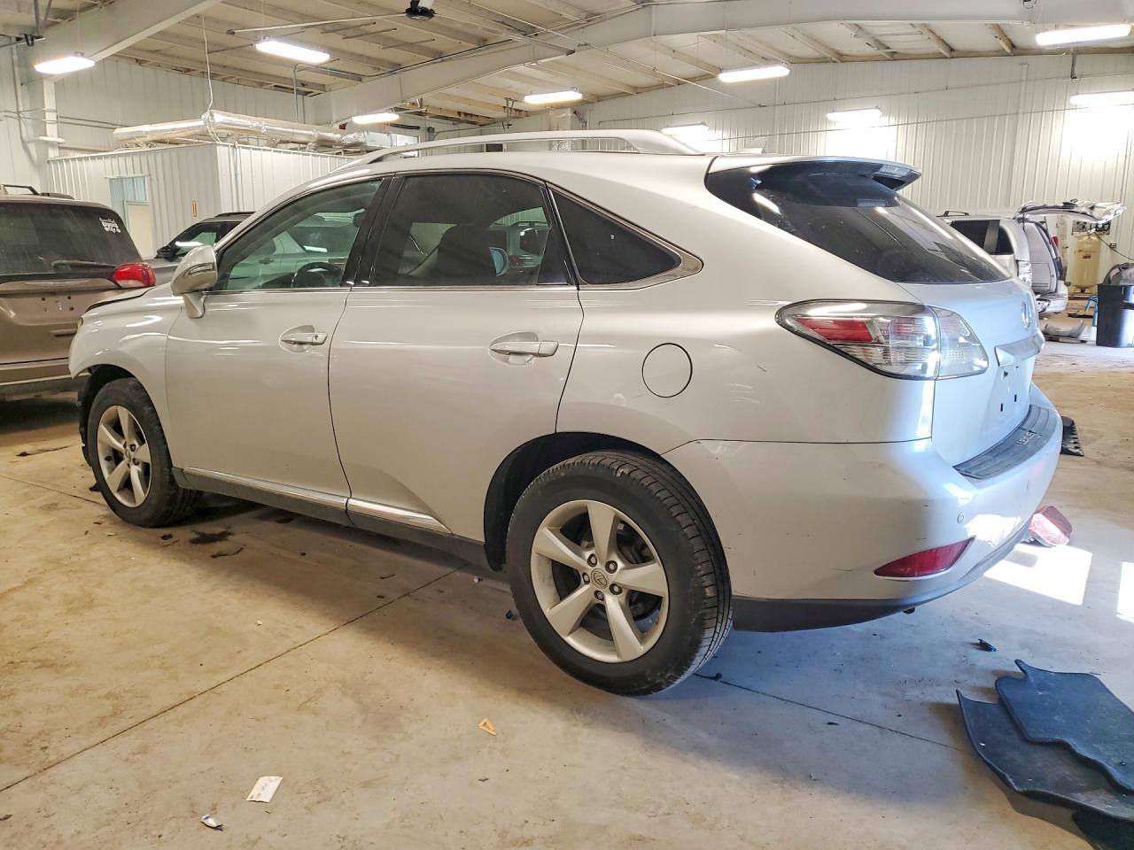 Lexus RX Base