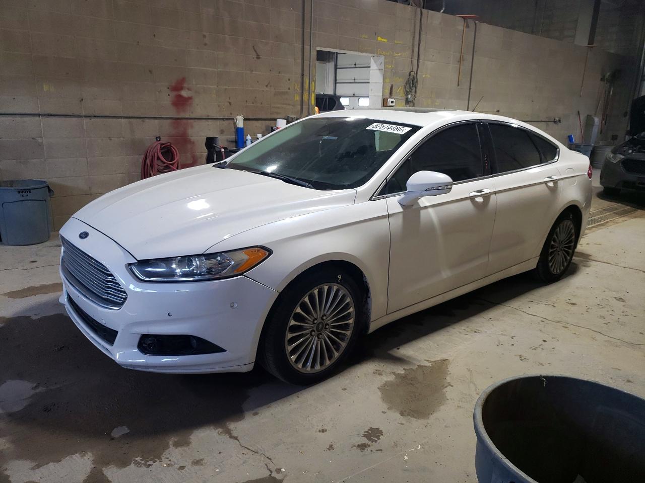 Salvage Ford Fusion Image