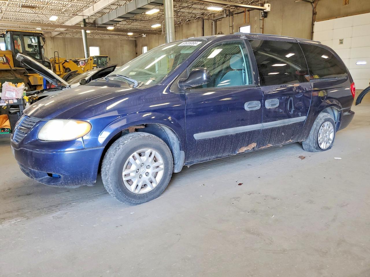 Salvage Dodge Caravan Image