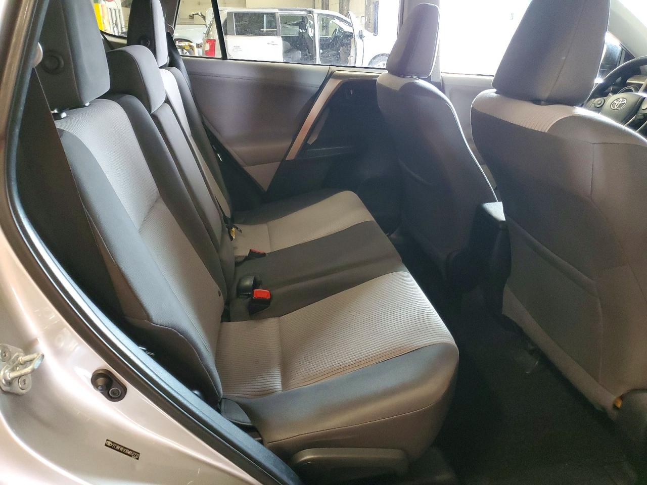 Toyota RAV4 Le