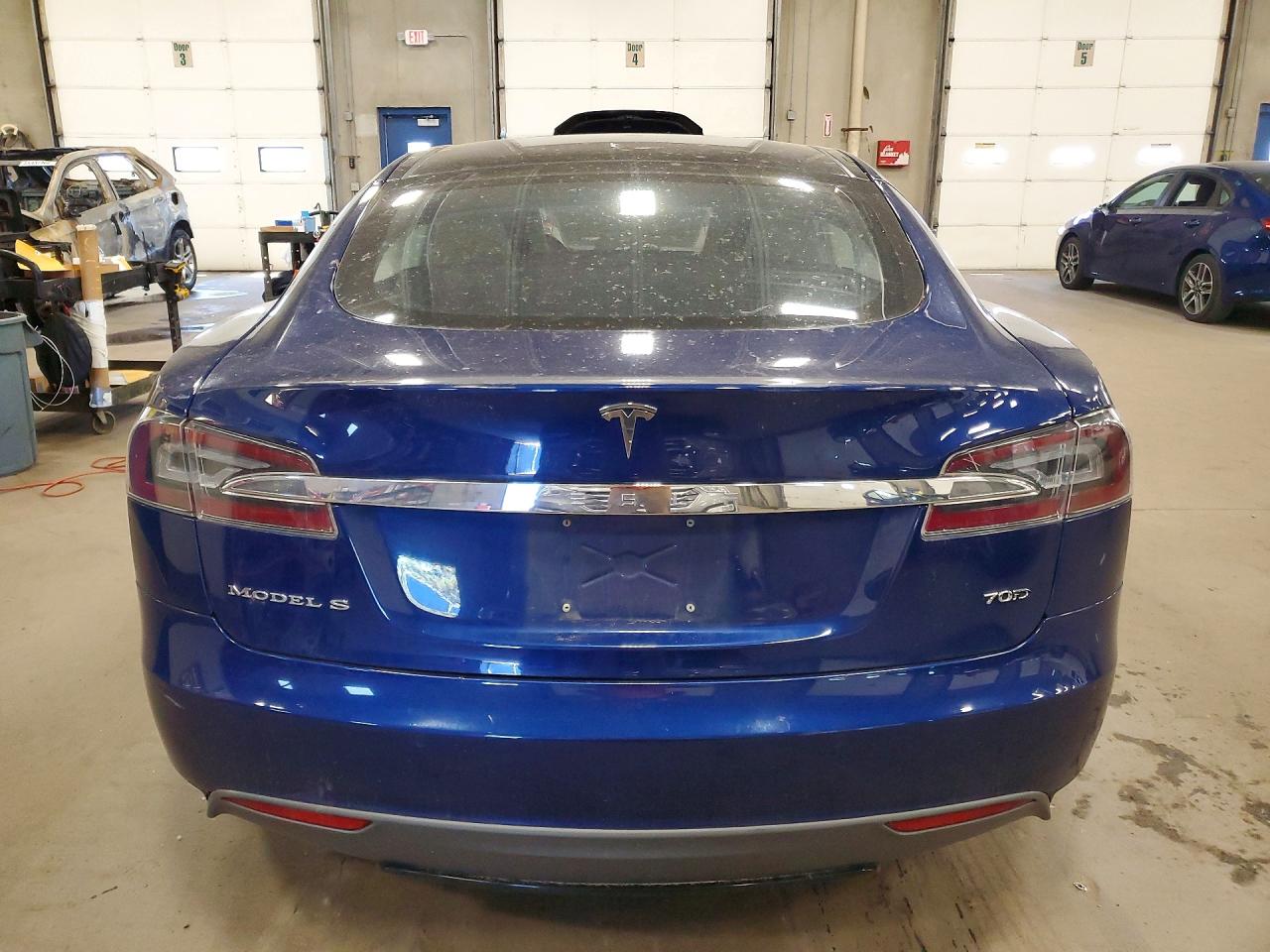 Tesla Model S 70d
