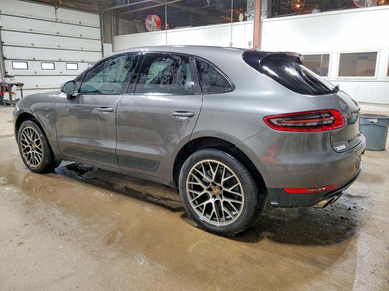 Porsche Macan S