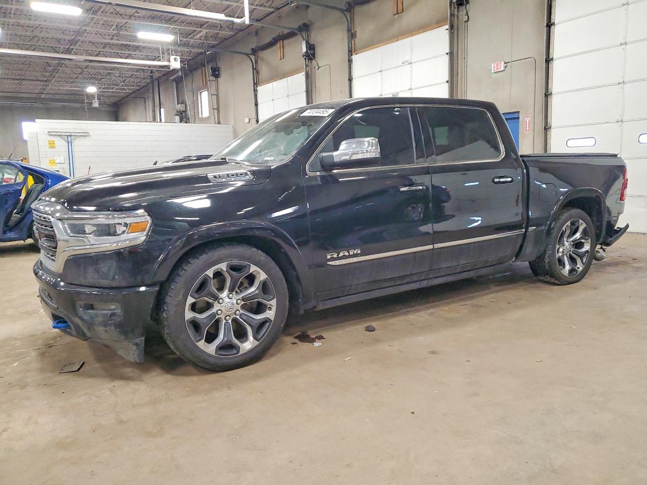Salvage Ram 1500 Image