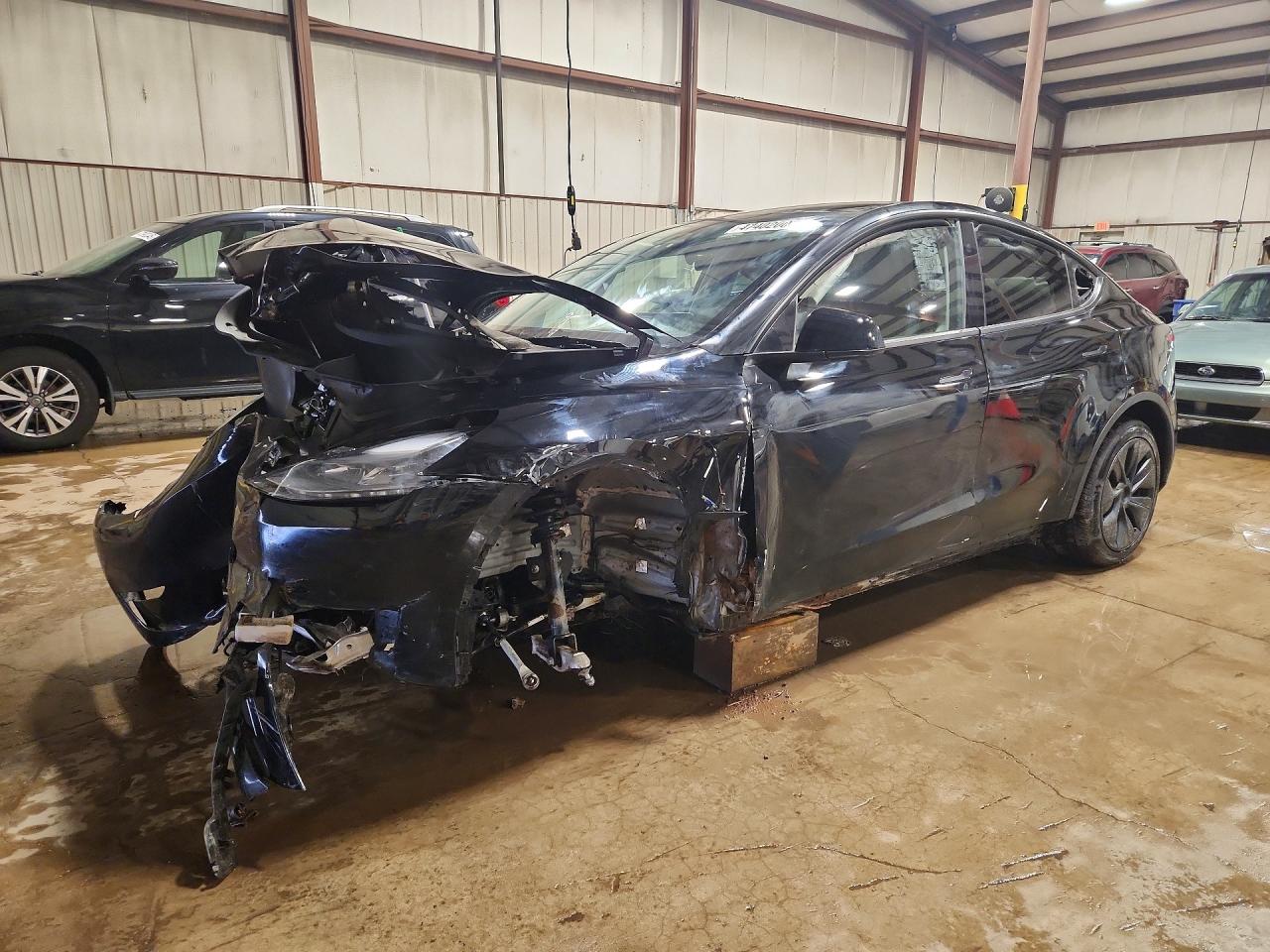 Salvage Tesla Model Y Image