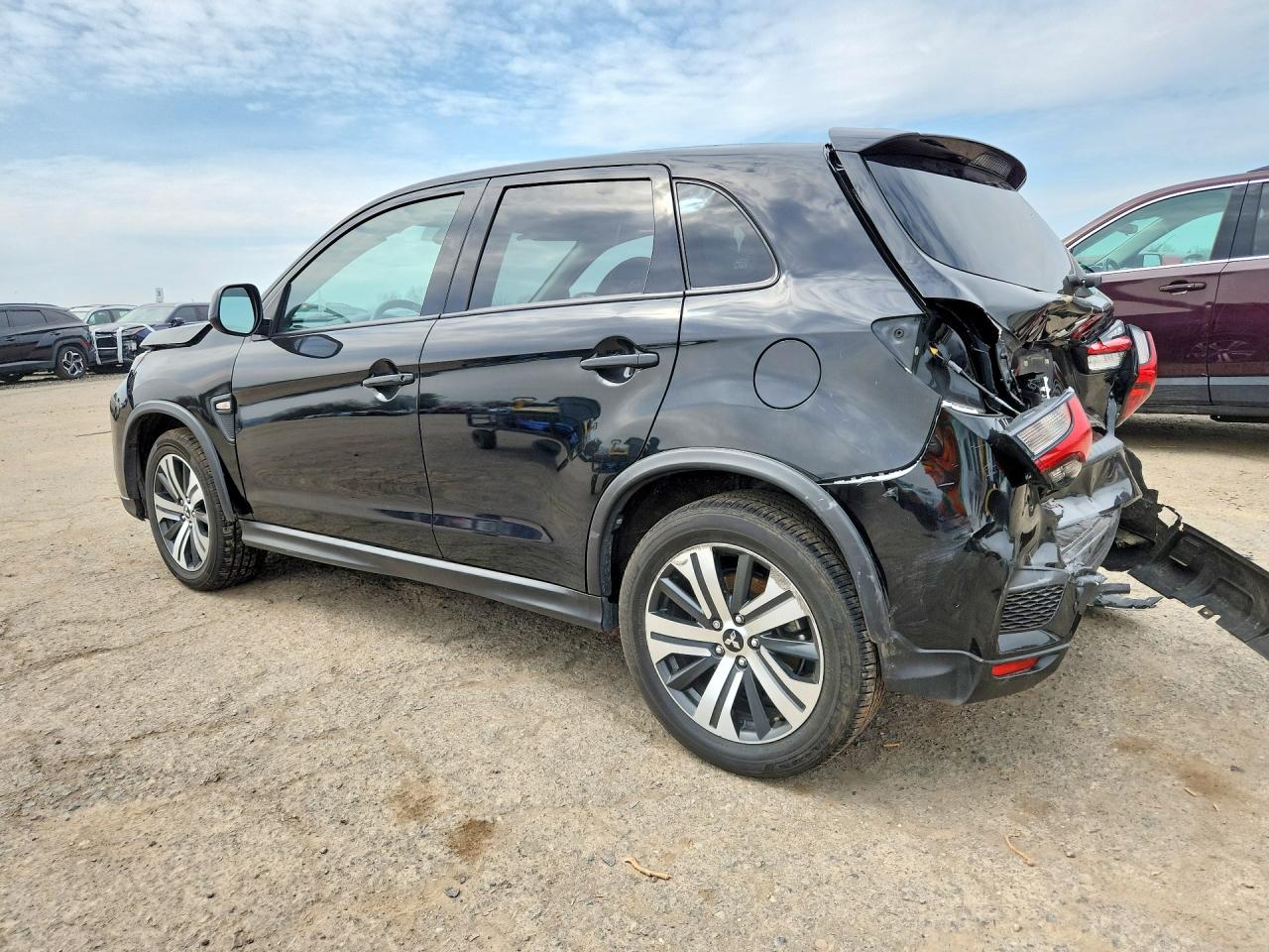 Mitsubishi Outlander S