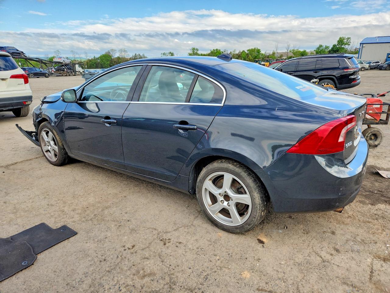 Volvo S60 T5