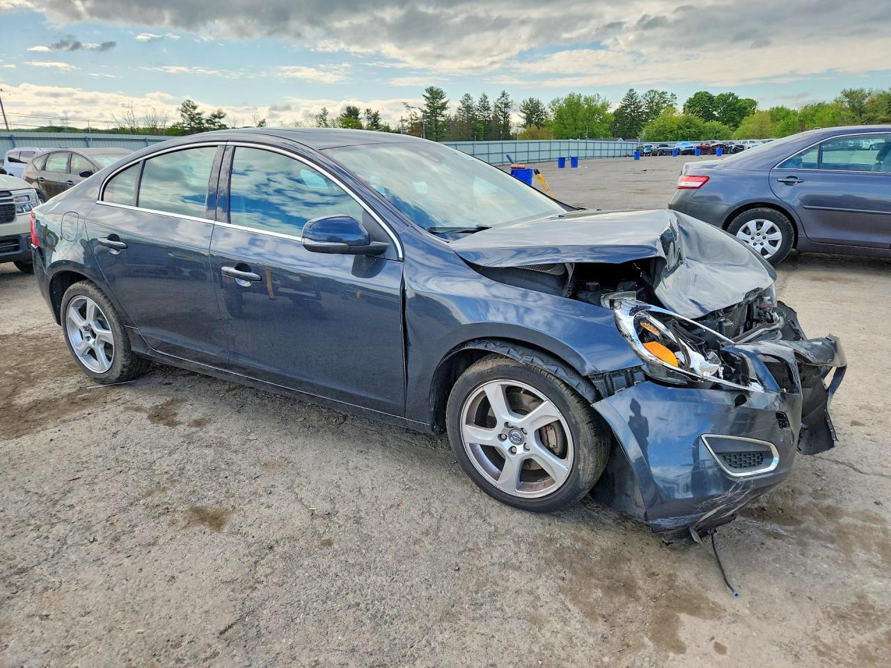 Volvo S60 T5