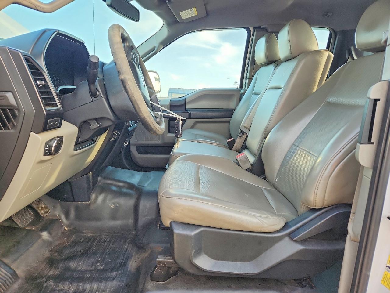 Ford F-150 Super Cab