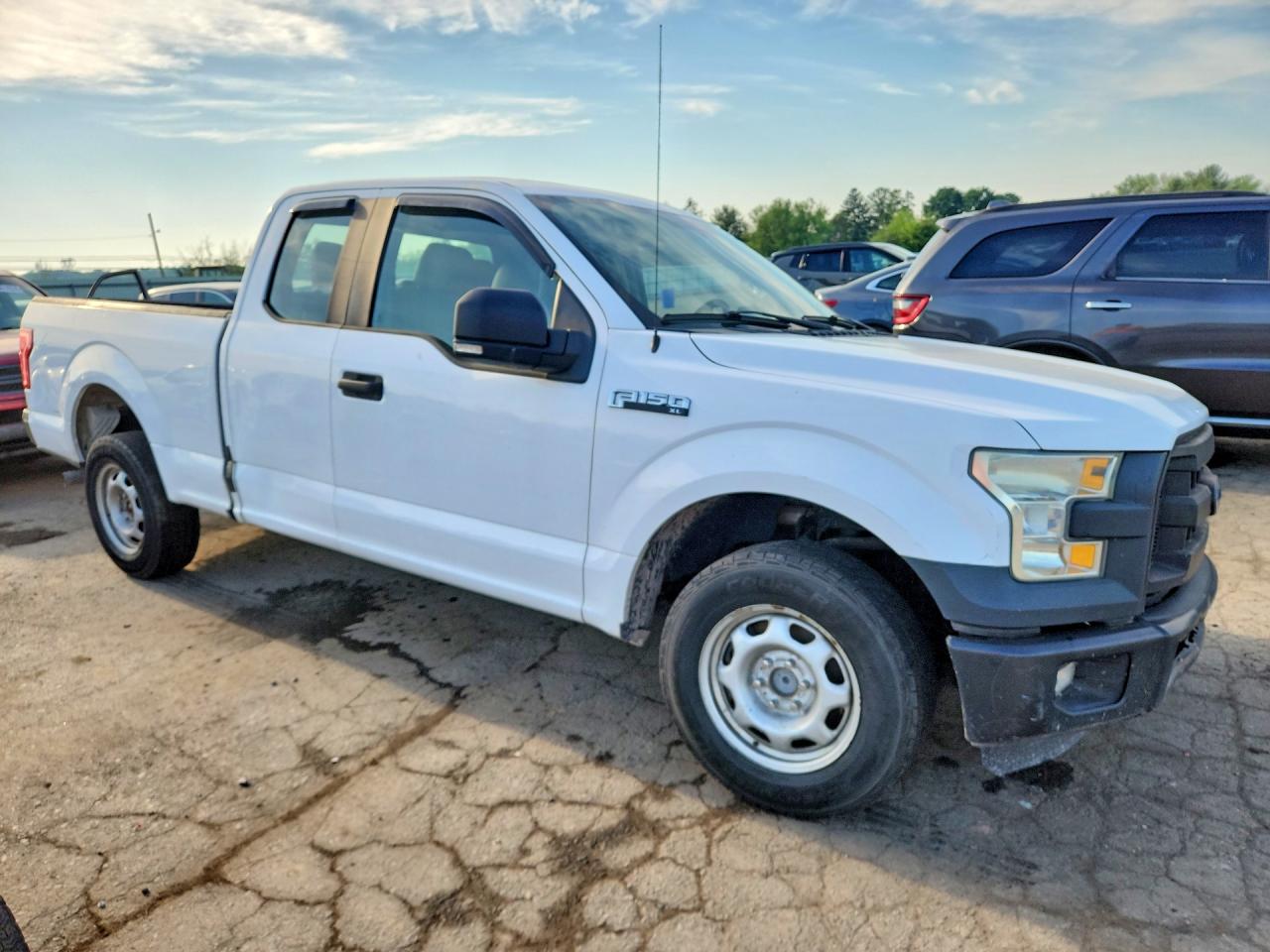 Ford F-150 Super Cab