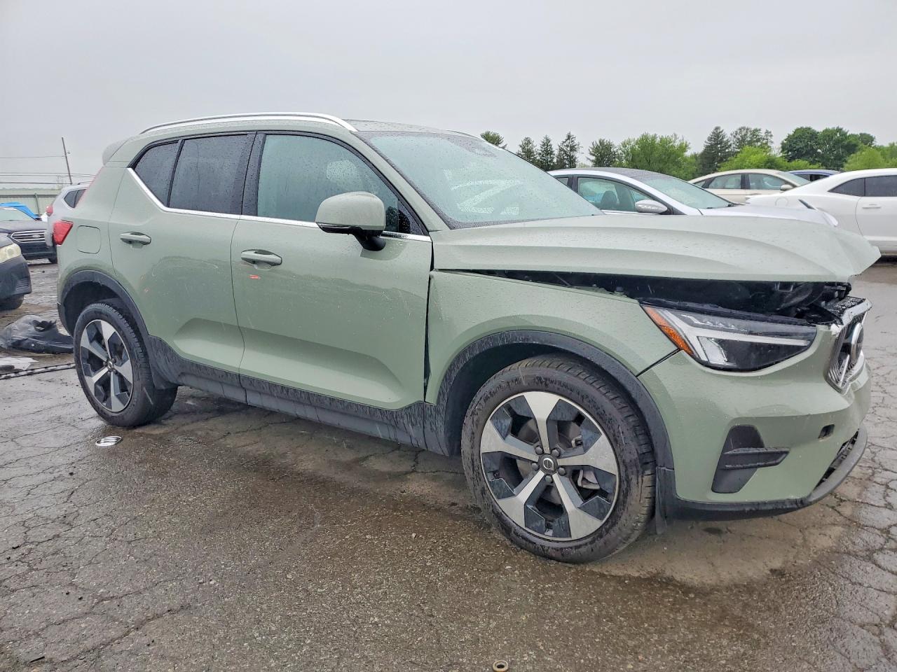 Volvo XC40 Core