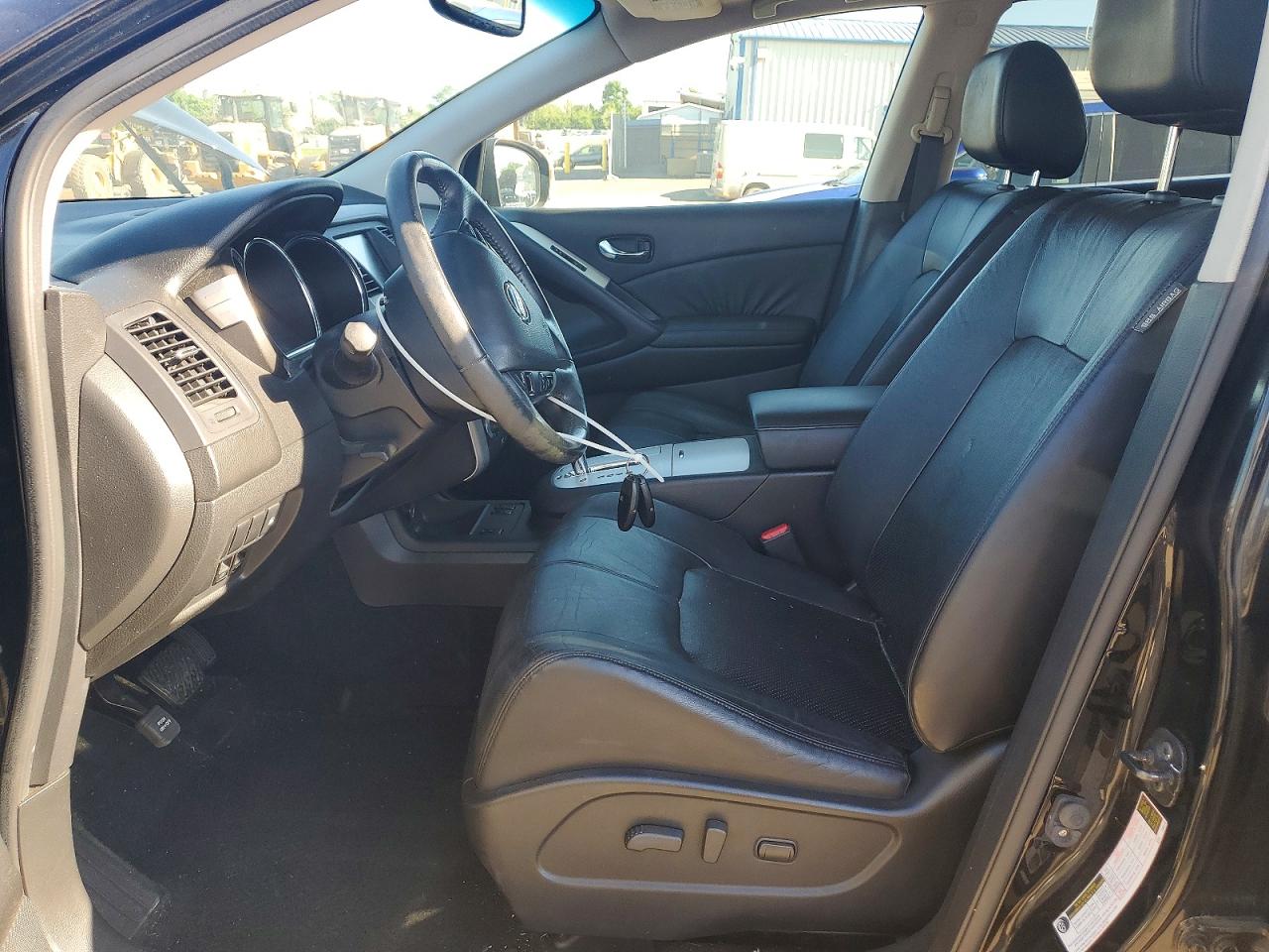 Nissan Murano S