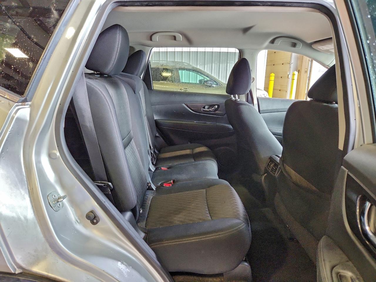 Nissan Rogue Sv