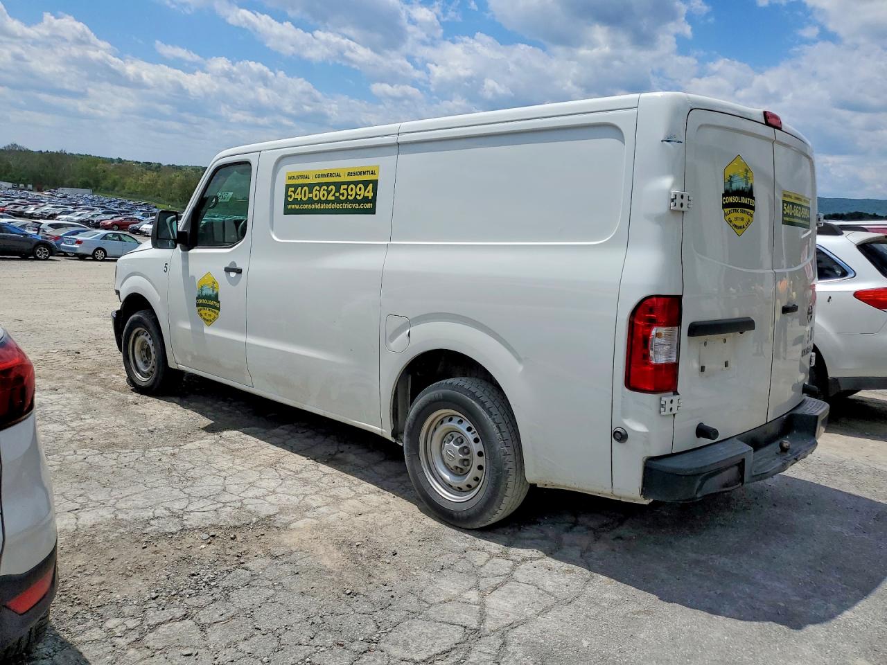 Nissan Nv