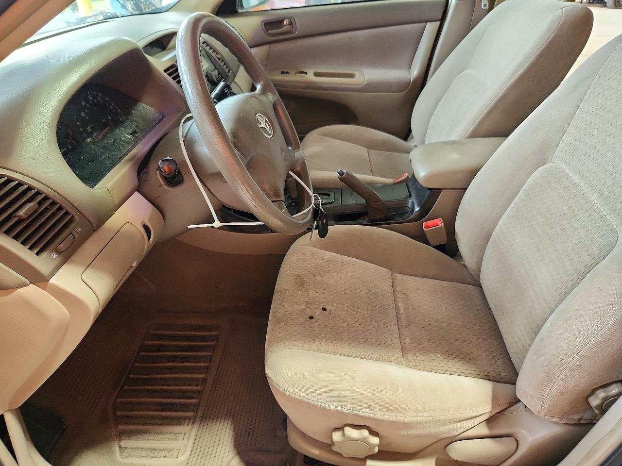 Toyota Camry Le