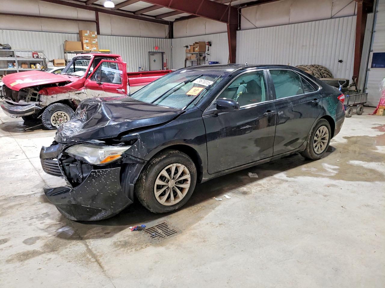 Salvage Toyota Camry Image