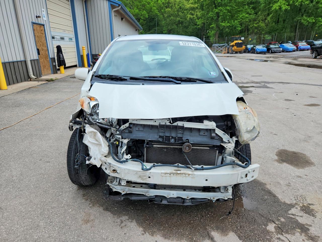 Toyota Yaris Base