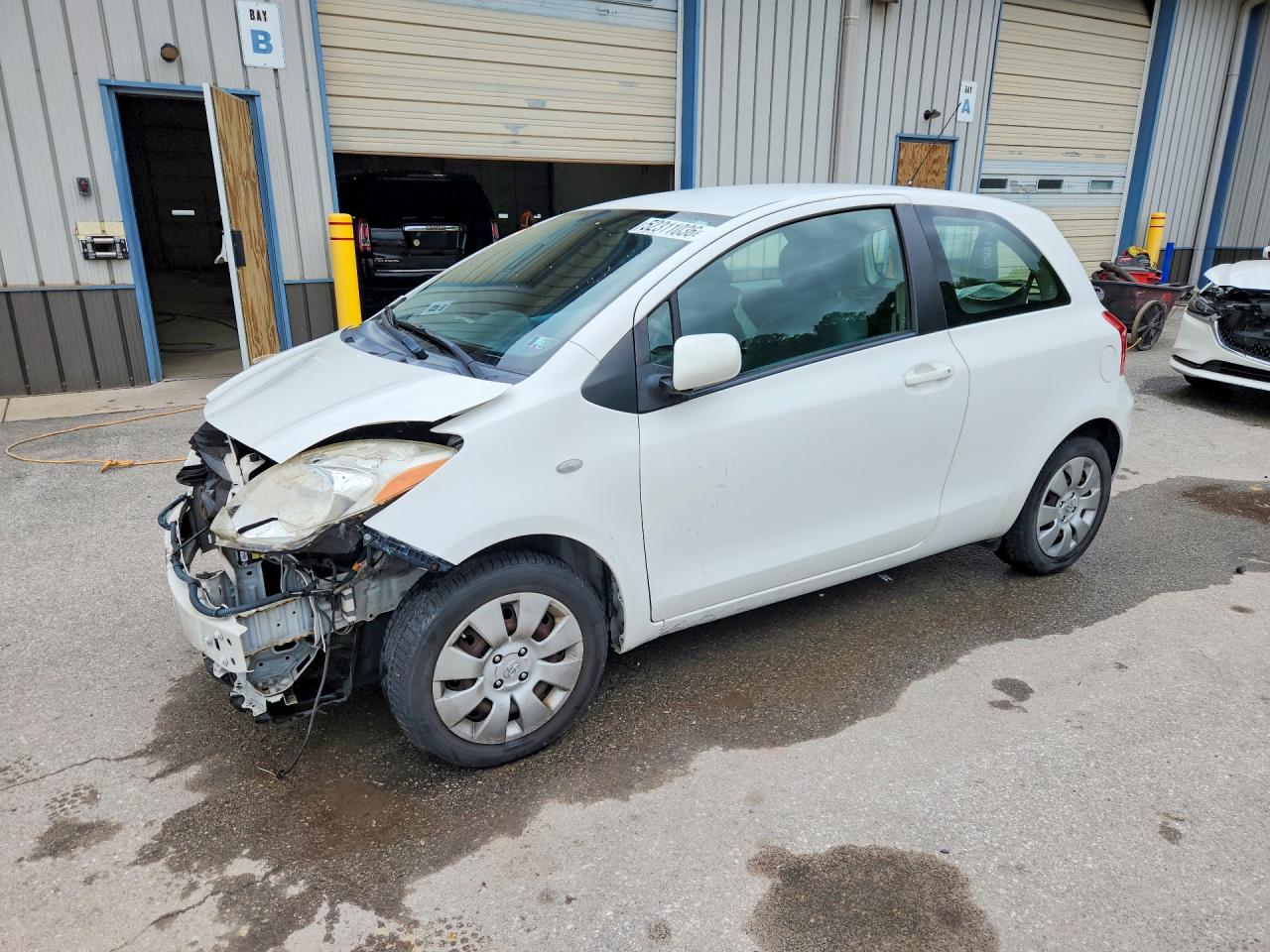 Salvage Toyota Yaris Image