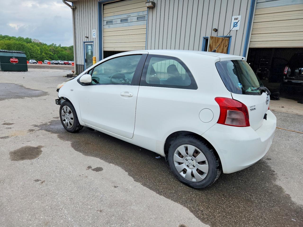 Toyota Yaris Base