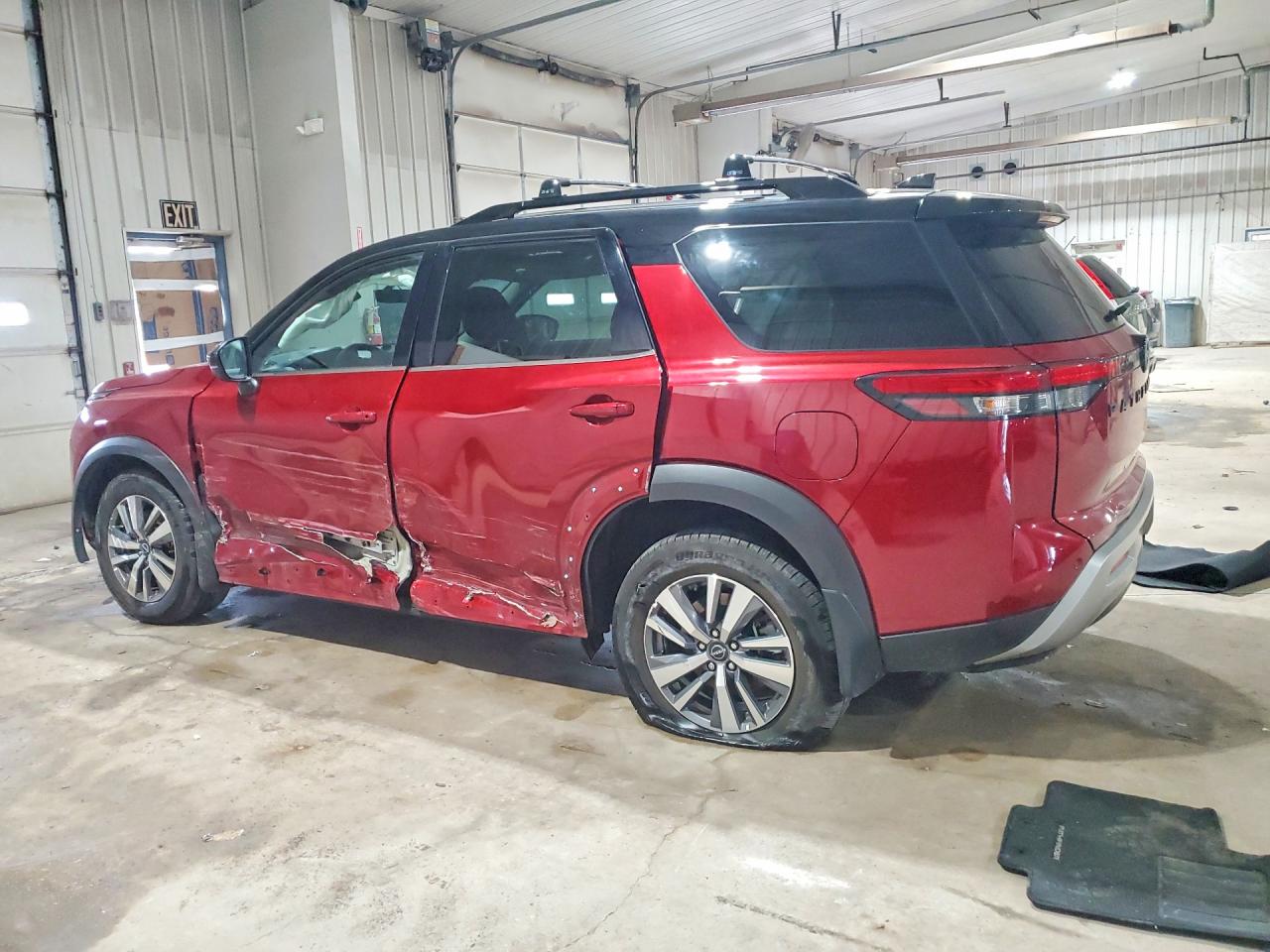 Nissan Pathfinder Sl
