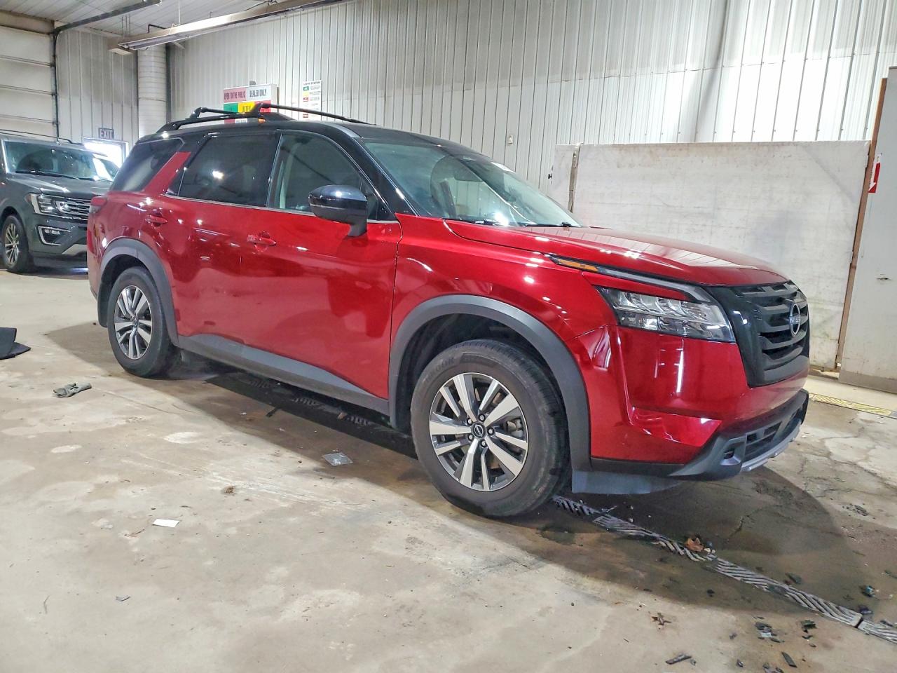 Nissan Pathfinder Sl