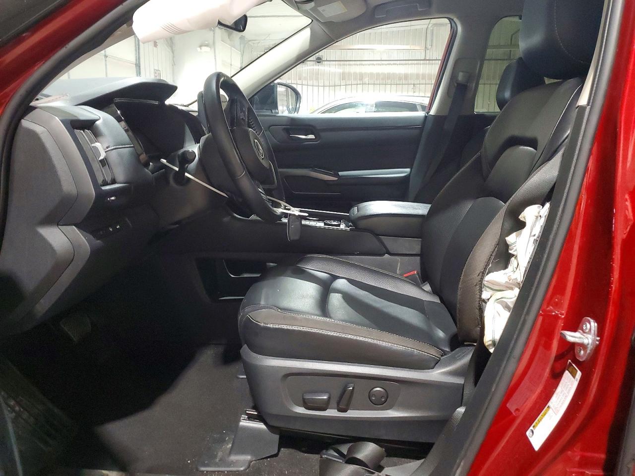 Nissan Pathfinder Sl