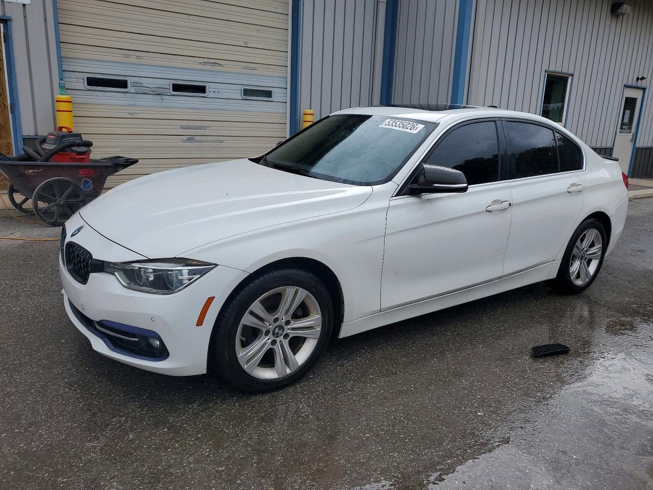 Salvage BMW 3 Series Image